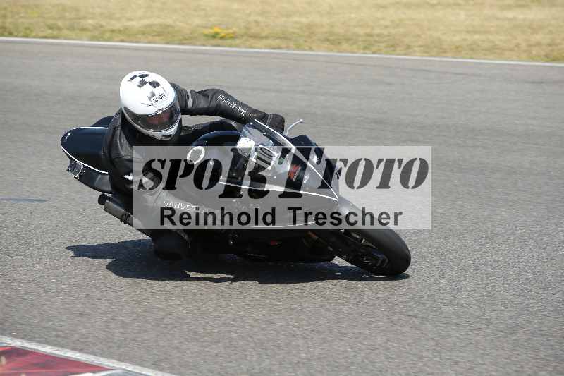 /Archiv-2023/28 05.06.2023 Moto Club Anneau du Rhin/vert-medium/10